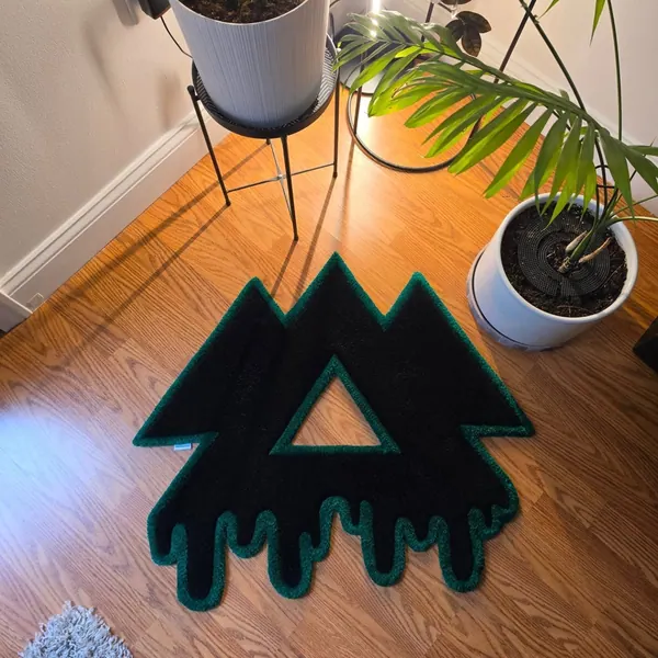 Wakaan, a hand-tufted rug by Made By Juice